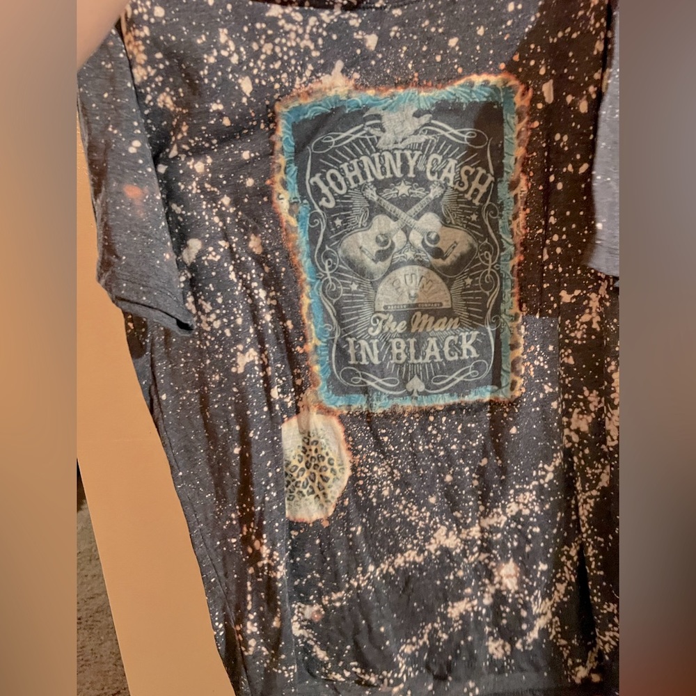 Cute graphic t-shirt